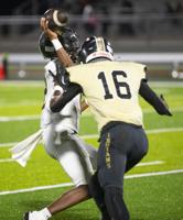 Wetumpka, Stanhope Elmore clash in annual rivalry game