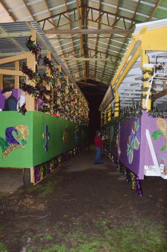 0219 mardi gras float 3.JPG