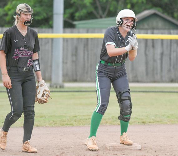 51425 holtvilla softball .jpg