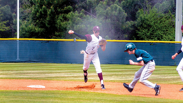 ‘Finding a way to win’: 2-out rally gives ECHS win