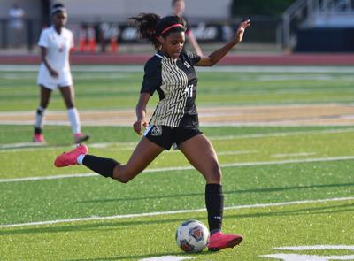 04142023 W2 SE girls 11.jpg