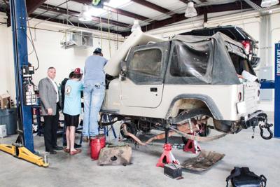 Elmore County Technical Center Principal Hull Leads Students To
