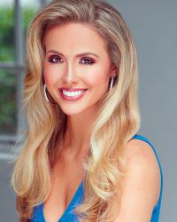 2017 Miss Alabama to emcee Christmas on the Coosa pageant