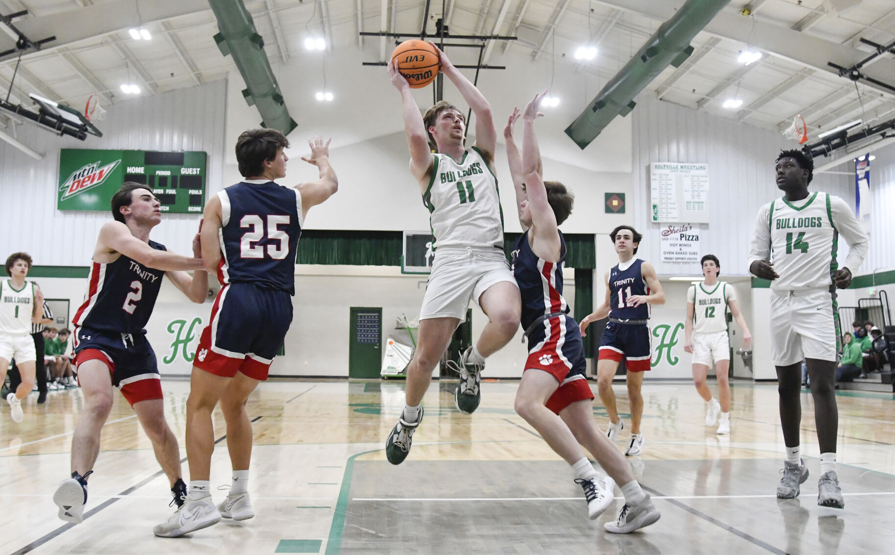 Trinity’s Dominant Second Half Secures 70-51 Victory Over Holtville in High School Boys’ Basketball Matchup