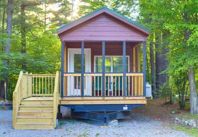 Glamping Road Trips, Reimagined: Cozy Cabins and Scenic Views