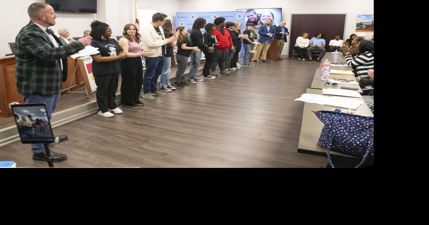 Elmore County Board of Education makes verbal commitment for performing