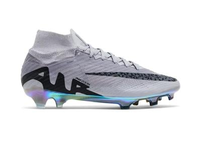Cleats are on the rise this summer