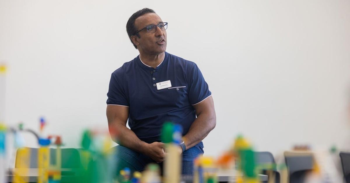 Staf pengajar dan staf UWG mendalami pemikiran desain melalui LEGO