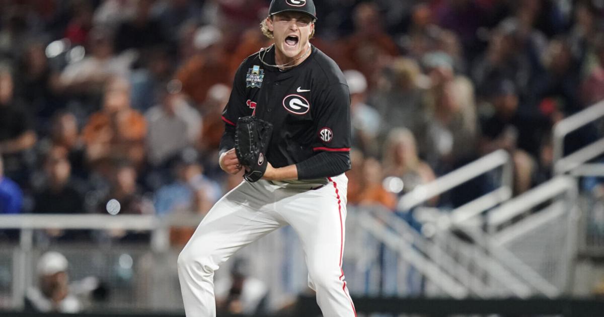UGA defeats Texas to begin College World Series