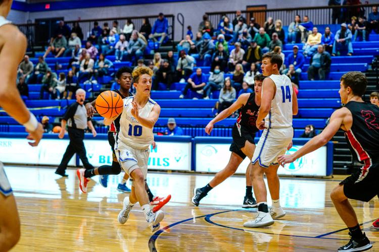 Mt. Zion basketball teams get wins over Bremen to close out holidays