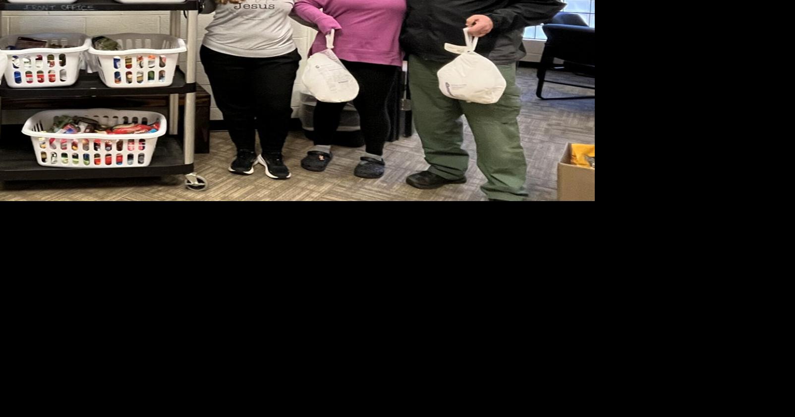 Thanksgiving baskets help families in need TEST | News | times-georgian.com