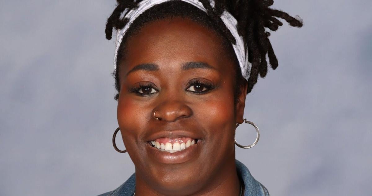 Foster to lead Trojan flag football