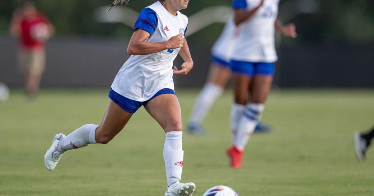 Kay Mathias Kay scores twice, leads Wolves past Hawks | Times Georgian | times ...