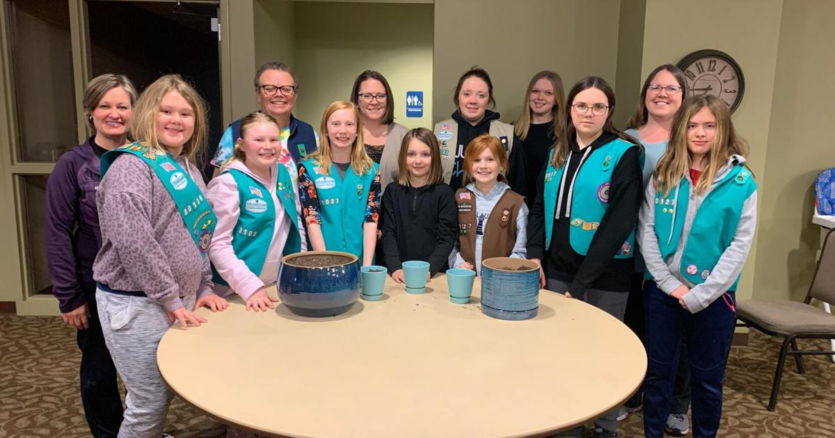 Fiona Ripp Gardening with Girl Scouts | News | times-online.com