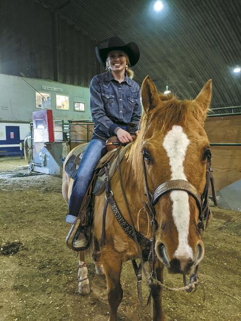 Battling It Out N D Winter Show Hosts High School Rodeo Contest