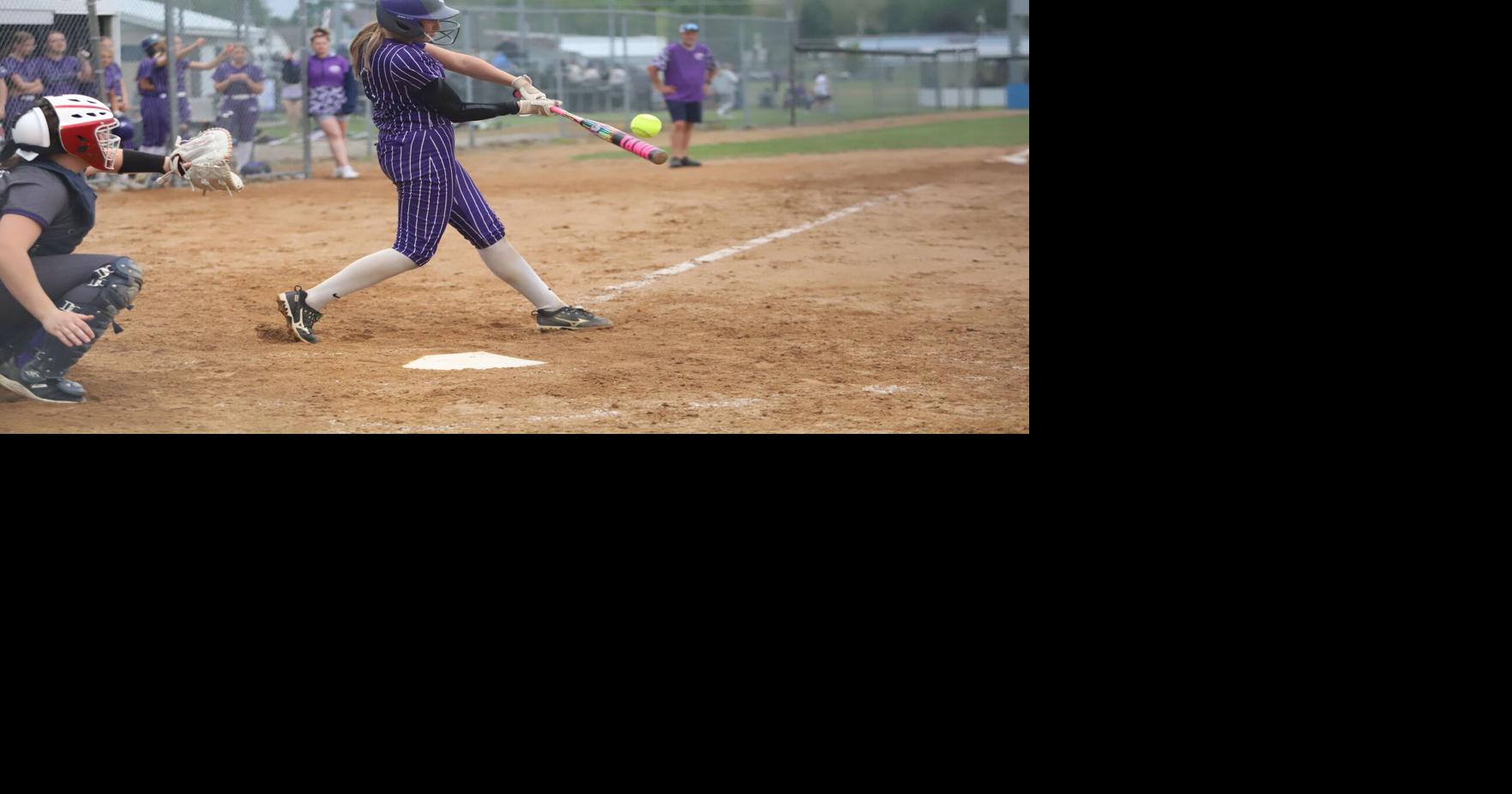Five-run fifth turns tide in opener