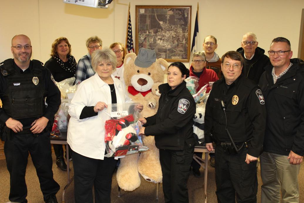 Kuddles and Hugs sent to Eldora police News