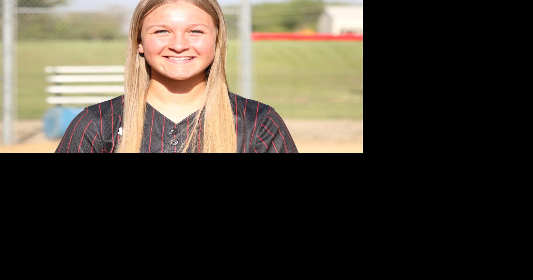 Visitors record 12 hits in first win of the season