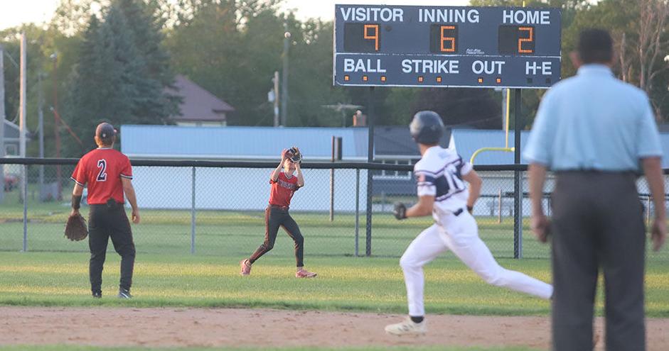 Bats ignite in road win