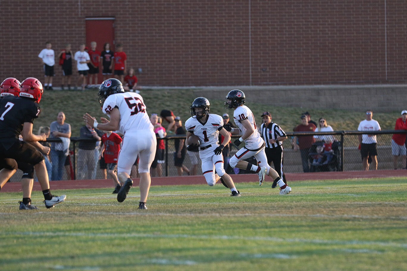 9-8-23 South Hardin Vs. Aplington-Parkersburg Football | Gallery ...