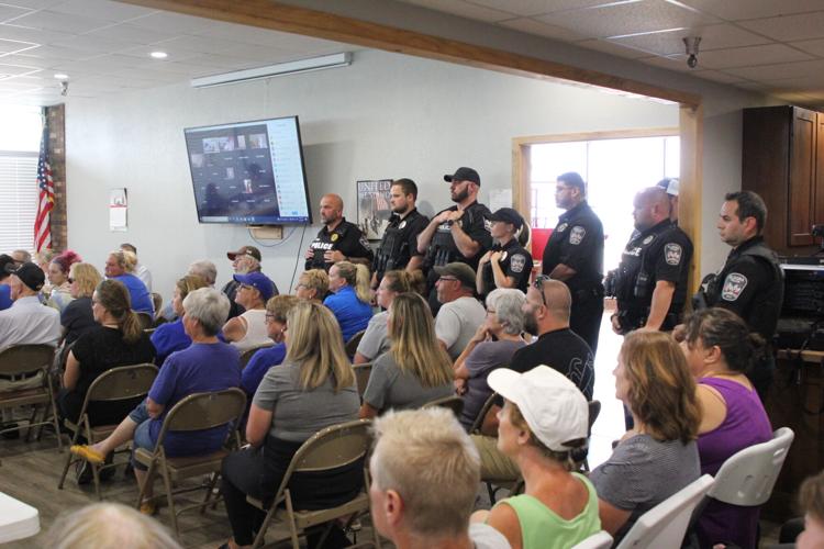 Priske changes vote, Schrad is Eldora police chief News