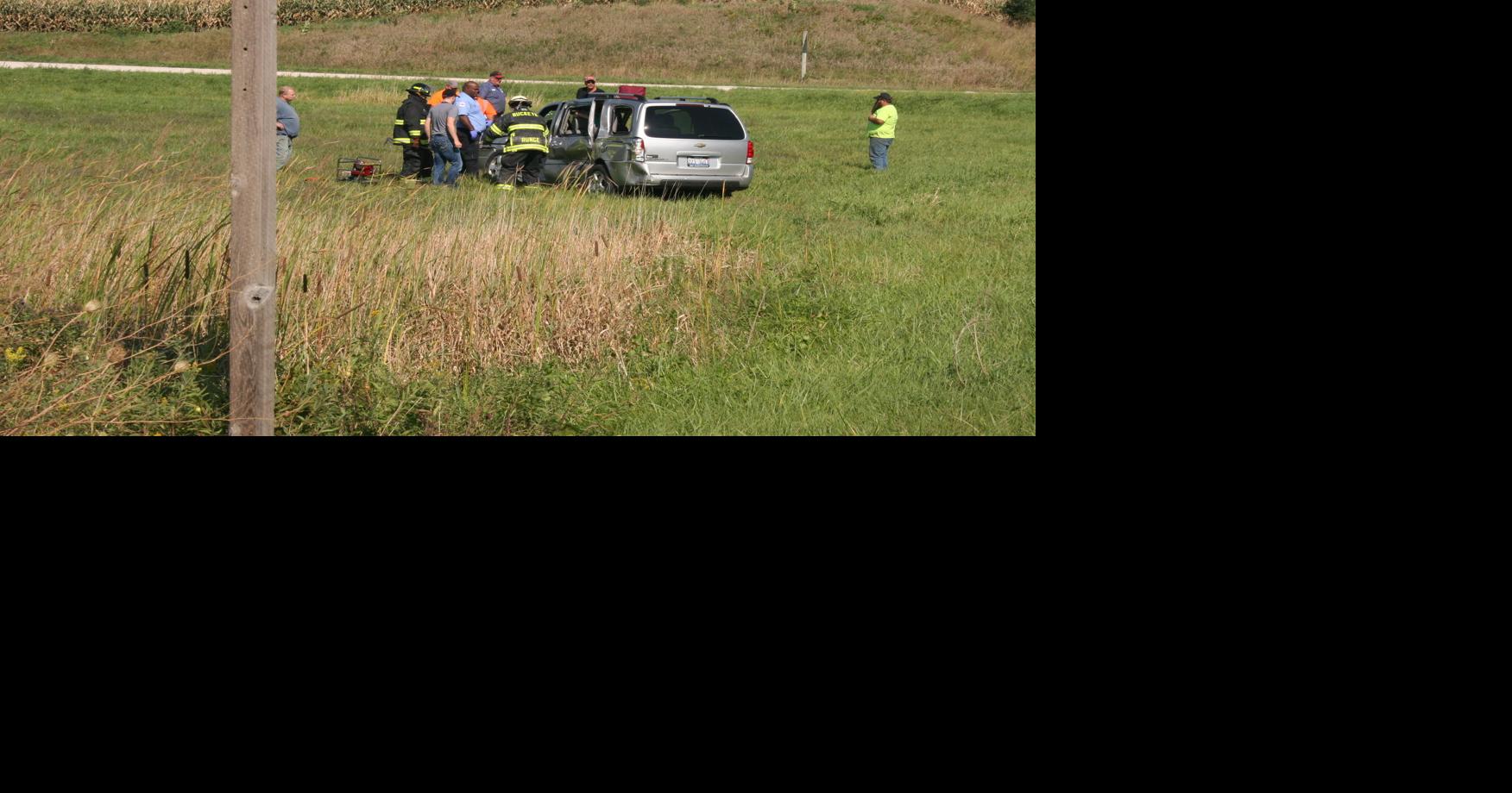 Three injured in crash south of Alden News