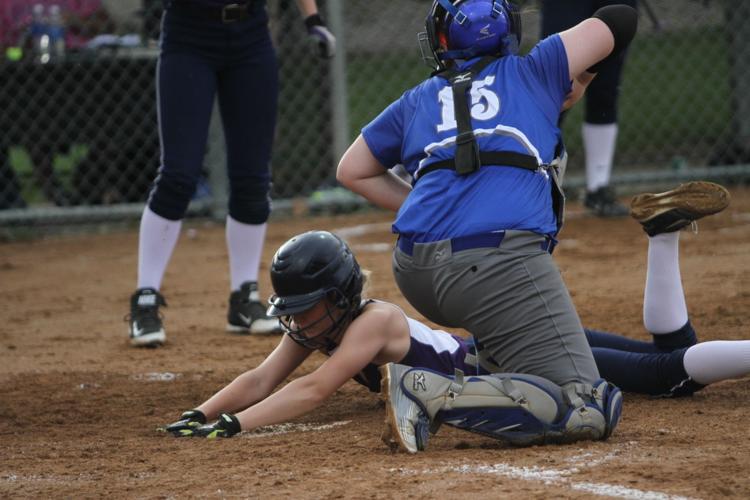 52915 AGWSR vs. GladbrookReinbeck Softball Gallery