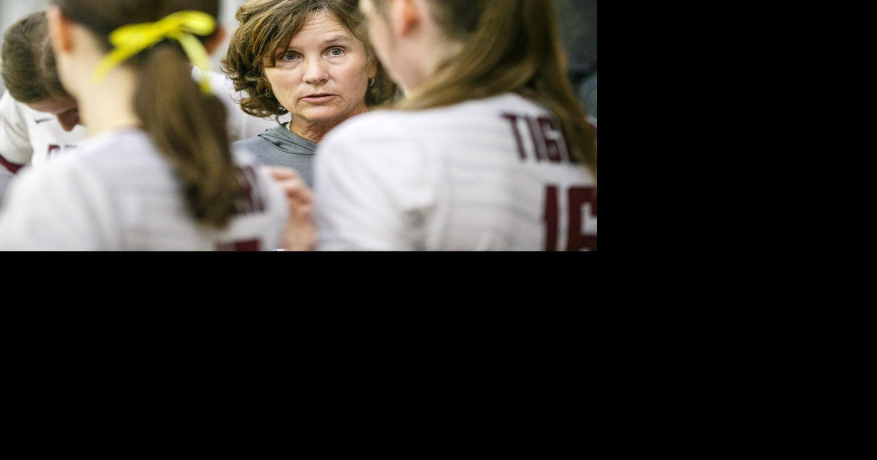 TimesDaily.com - Deshler falls in state semifinals image