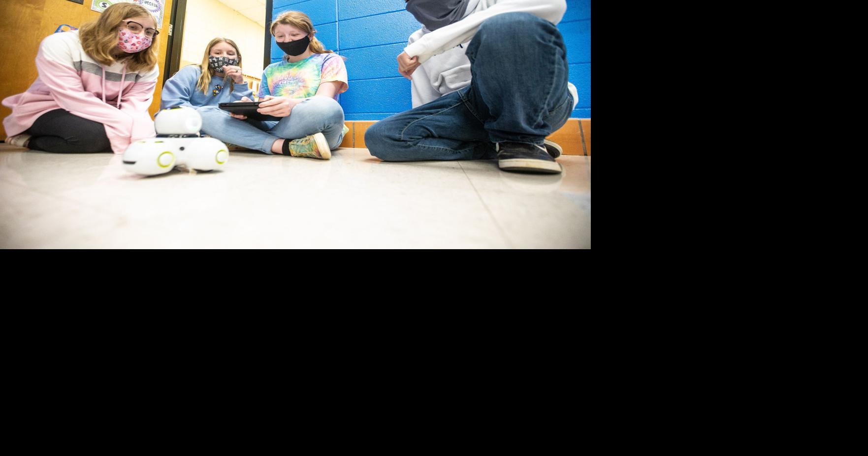 Hatton Elementary opens new STEM lab Gallery