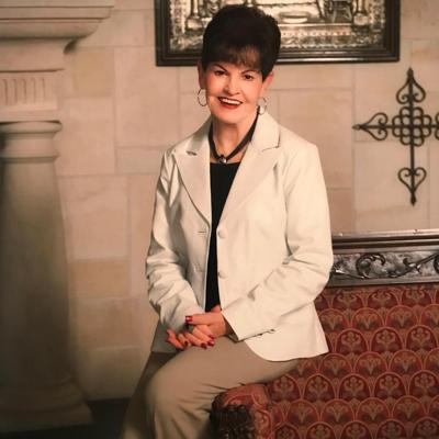 F.10.30.22 Sarah Watts.jpg