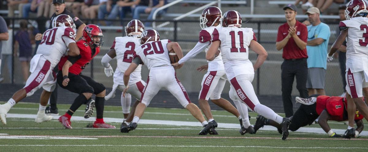 190822 Deshler vs MSHS FB 19