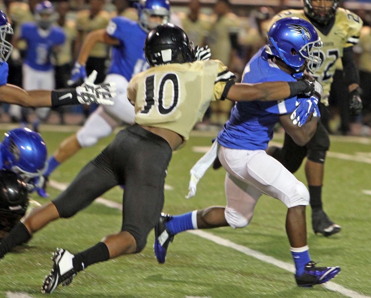 christopher russell jr whitehaven at florence football gallery timesdaily christopher russell jr whitehaven at florence football gallery timesdaily