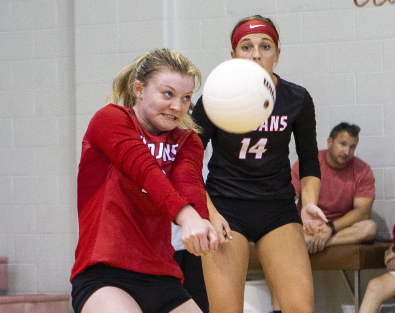 TimesDaily.com - Photos: Winston County visits Muscle Shoals for volleyball image
