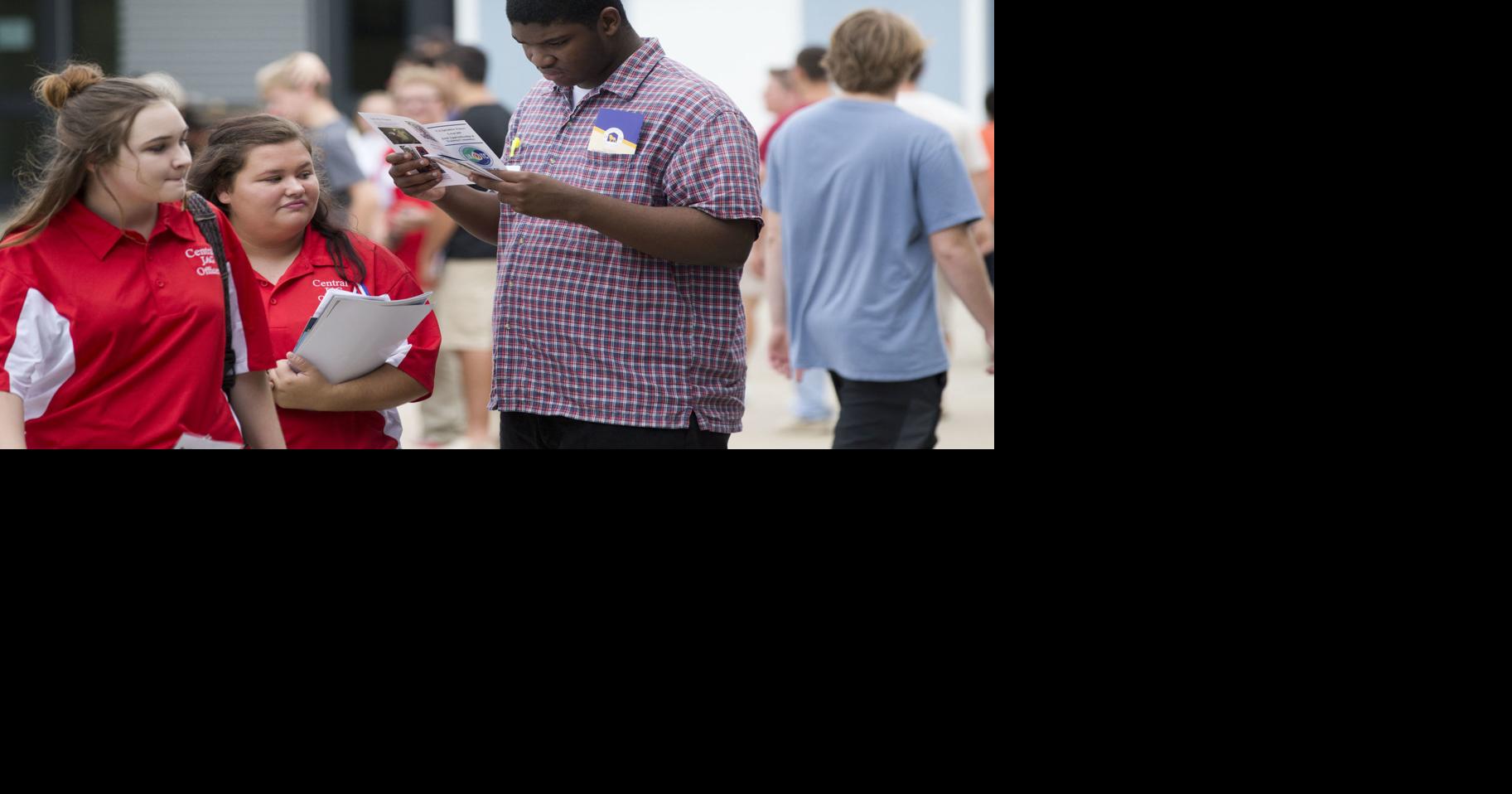 Labor unions pitch career options to students | Education | timesdaily.com