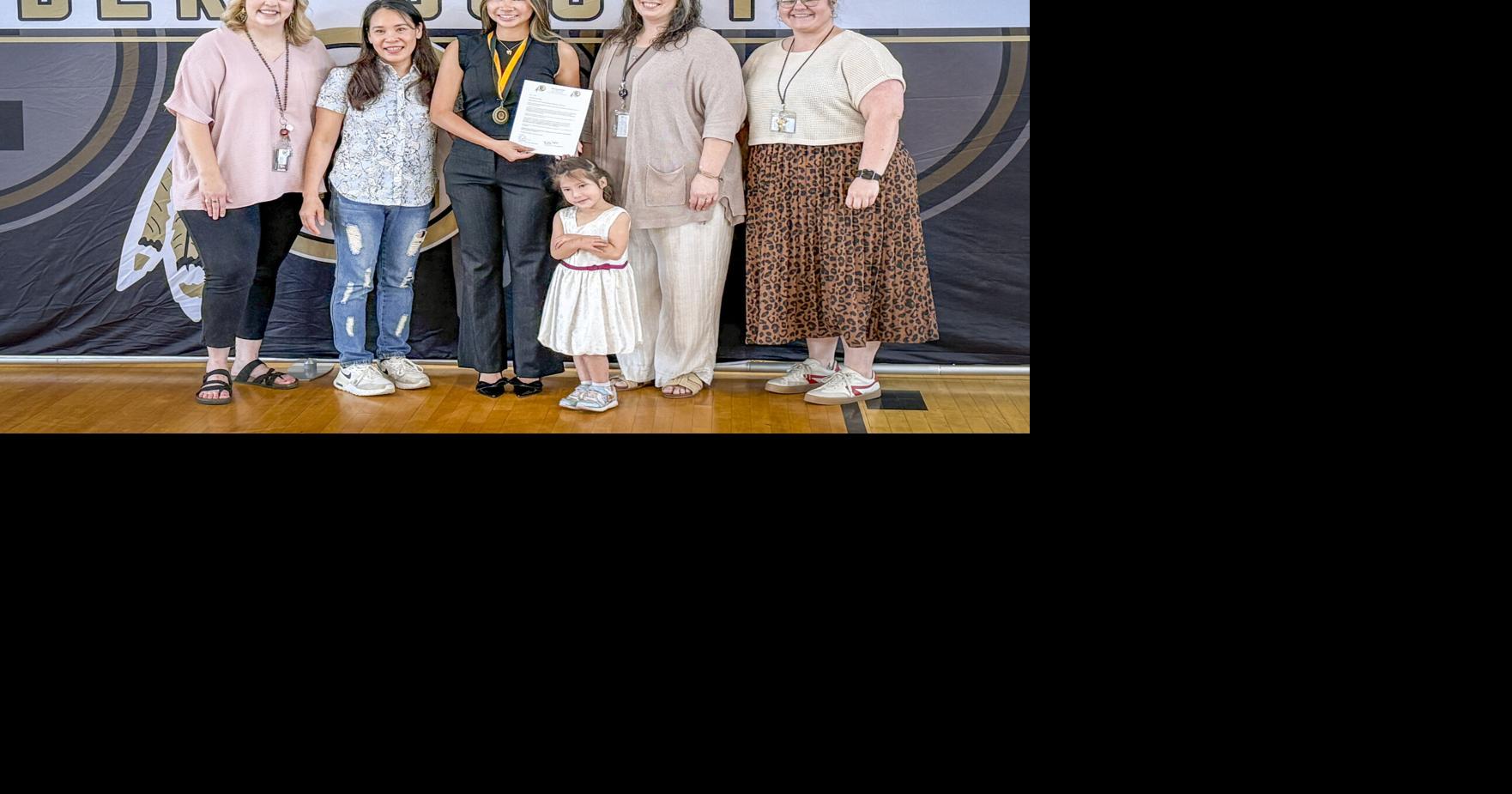 2336269955-870x653 image