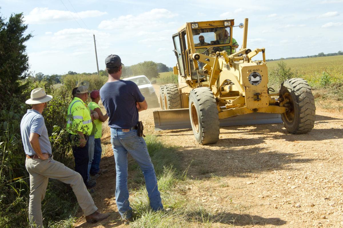 Learning from experience Motor grader operators get handson training