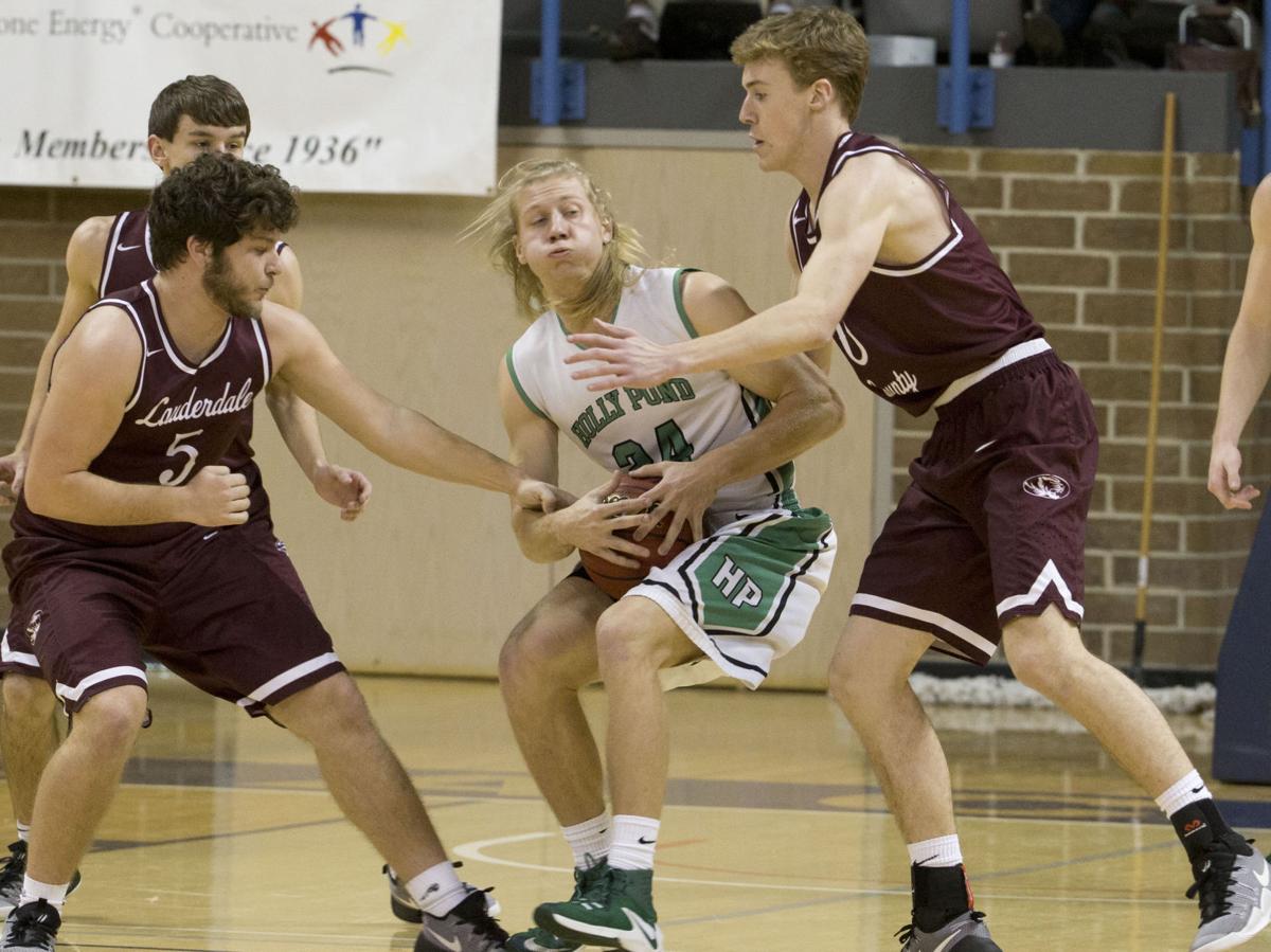 Lauderdale County Boys Edged By Holly Pond High School