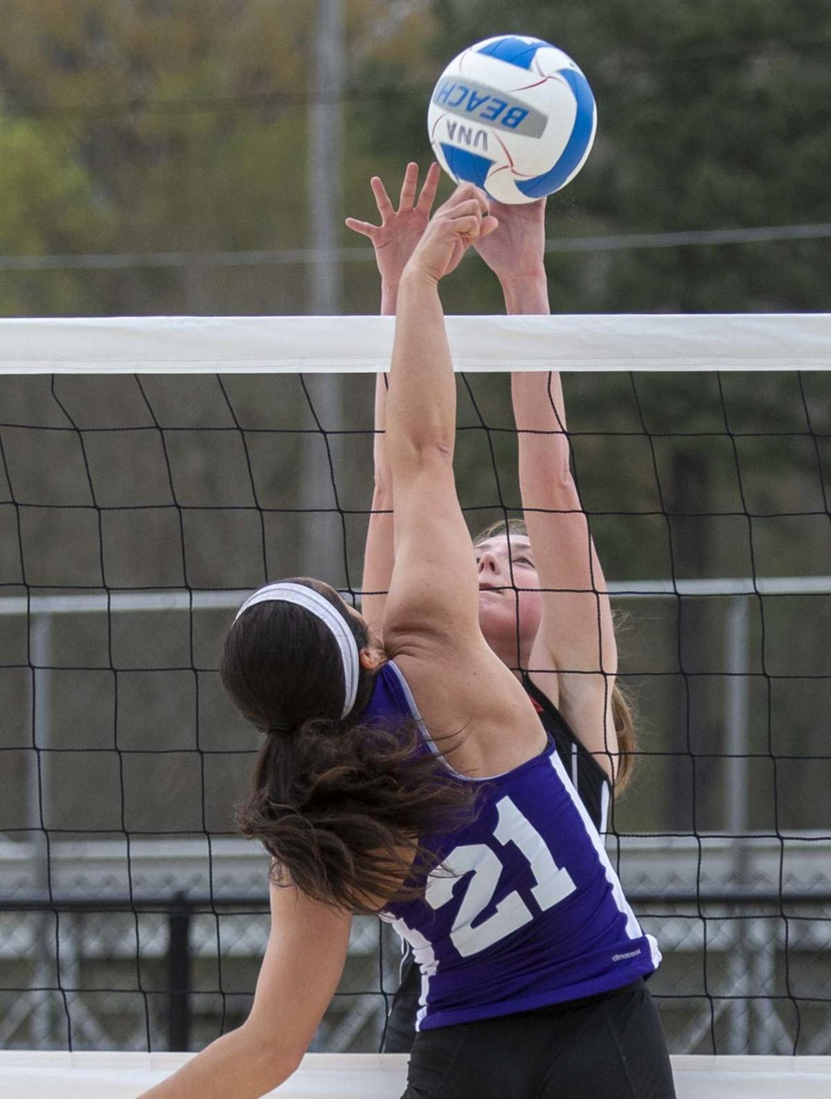 UNA vs Jacksonville State in beach volleyball Gallery