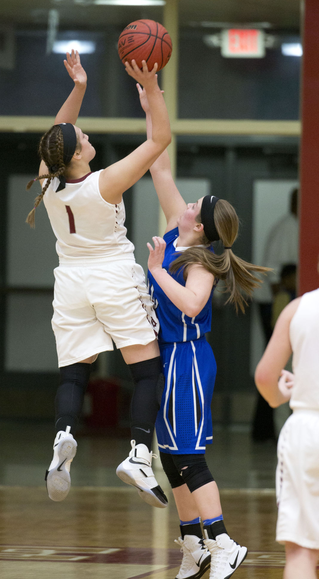 Deshler girls defeat Wilson 8543 in Class 4A Area Championship