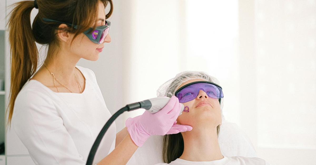 Dermalux Tri-Wave MD Explained: The Science of 415nm, 633nm, and 830nm ...
