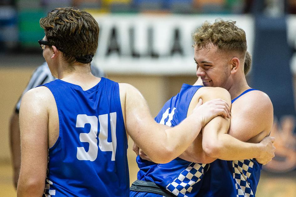 TimesDaily.com - Scout's honor: Belgreen makes history on Bragwell's big night image