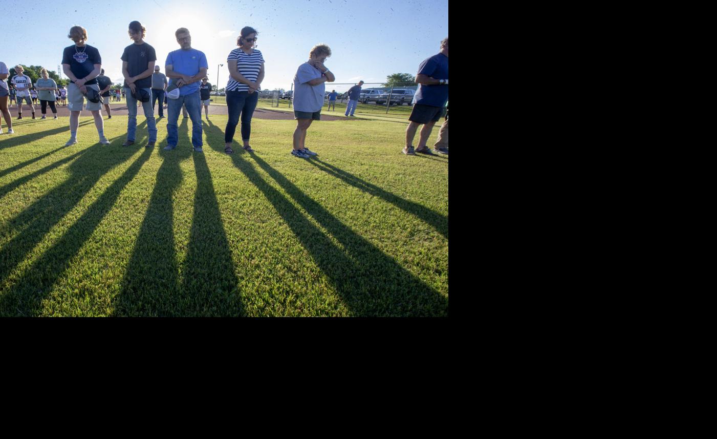Times Daily - Covenant Christian holds prayer vigil for baseball coach David Lawler image