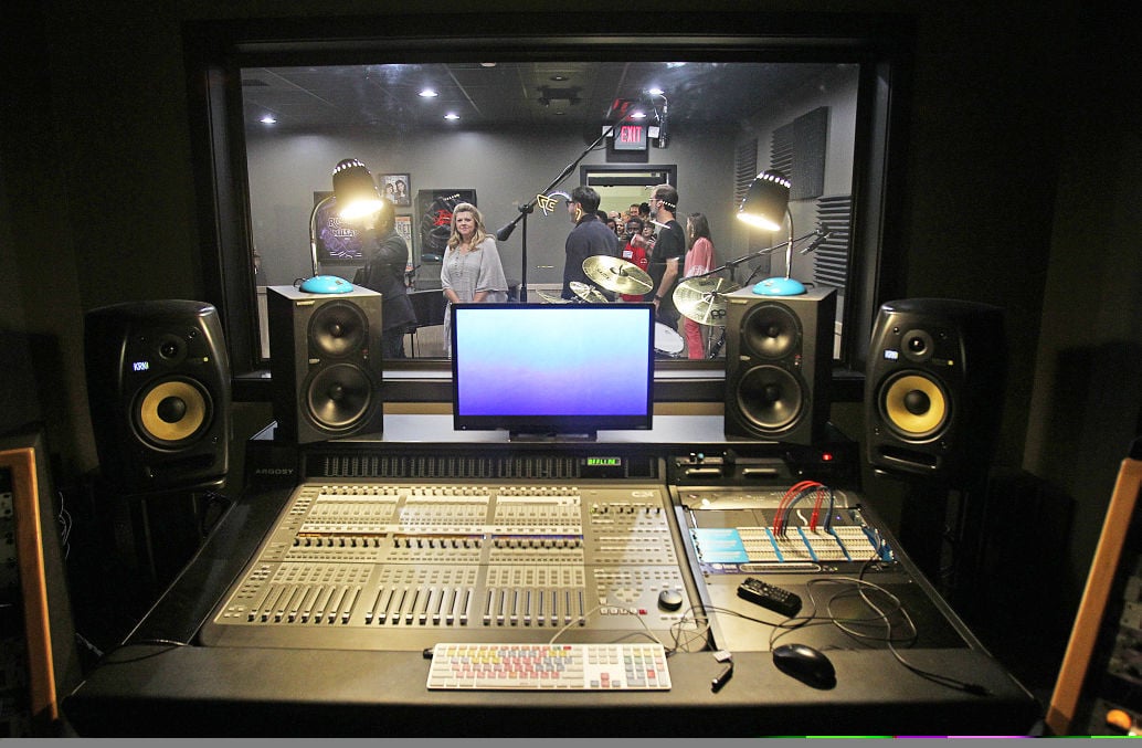 Florence High School opens state-of-the-art recording studio ...