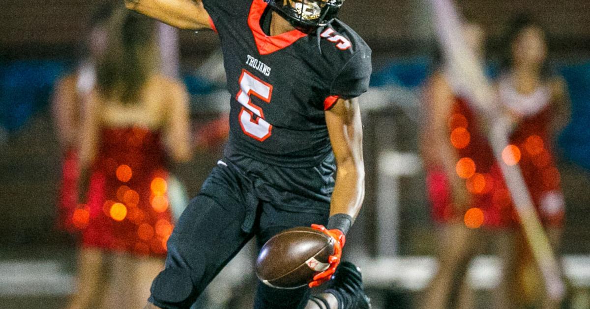 TimesDaily.com - Seeing Greene: Tailback leads way for Trojans' highlight plays image