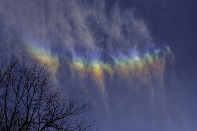 local photographer captures upside down rainbow education