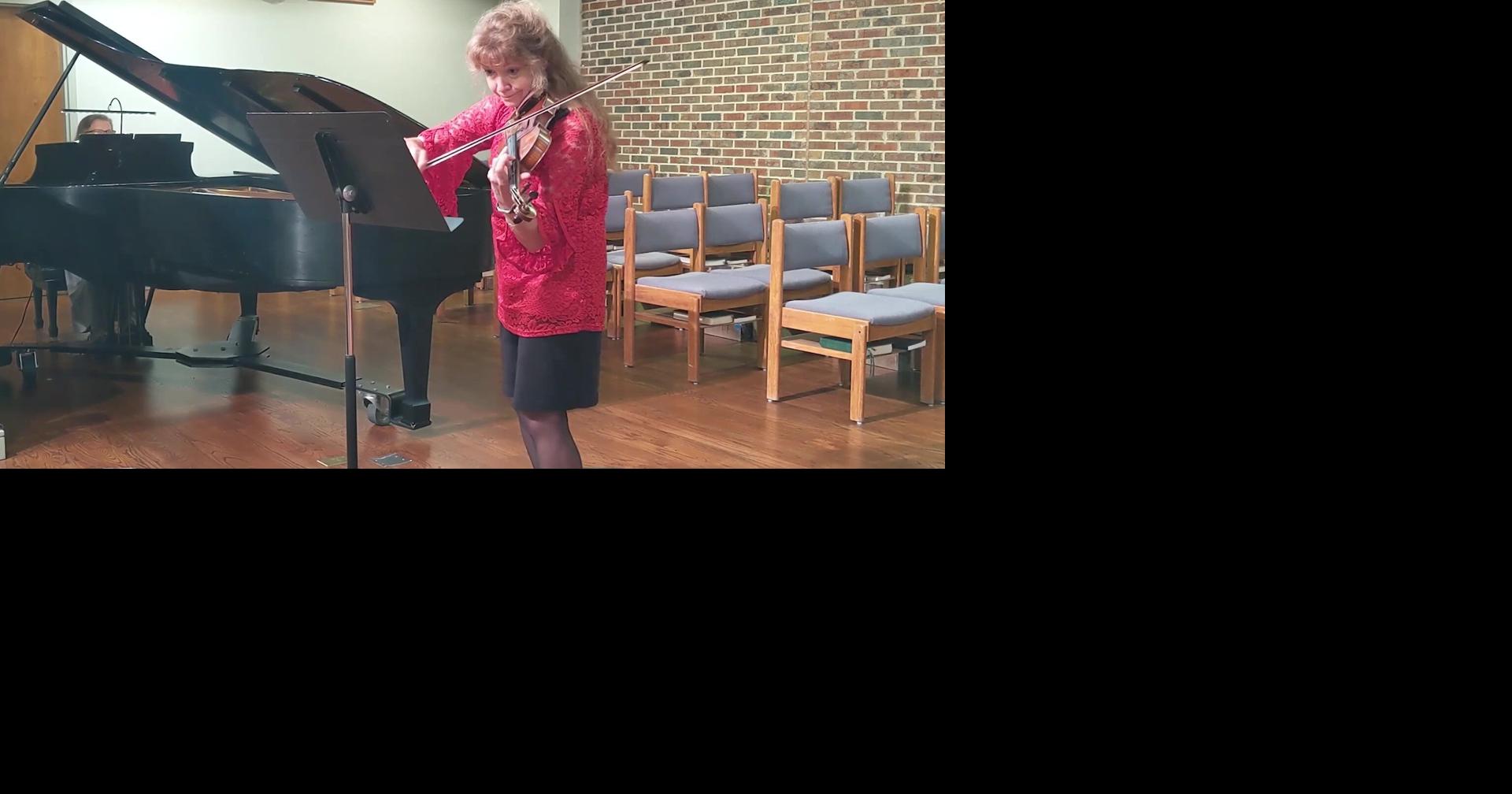 Violinist enjoys giving a gift to audiences | News | timesdaily.com