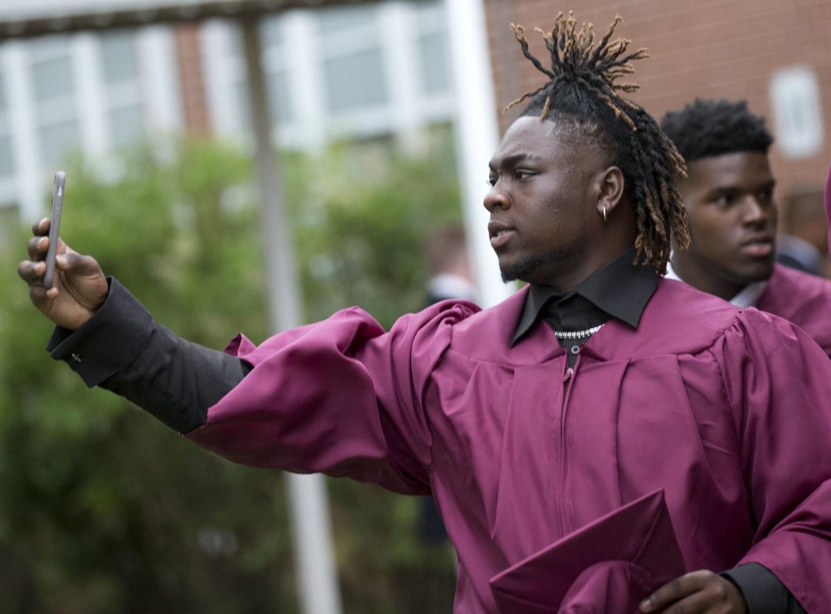 Deshler High School 2018 Graduation Gallery