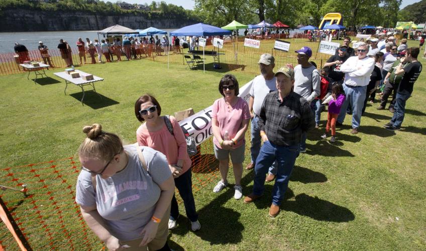 Smoke On The Water Festival And q Contest Gallery Timesdaily Com
