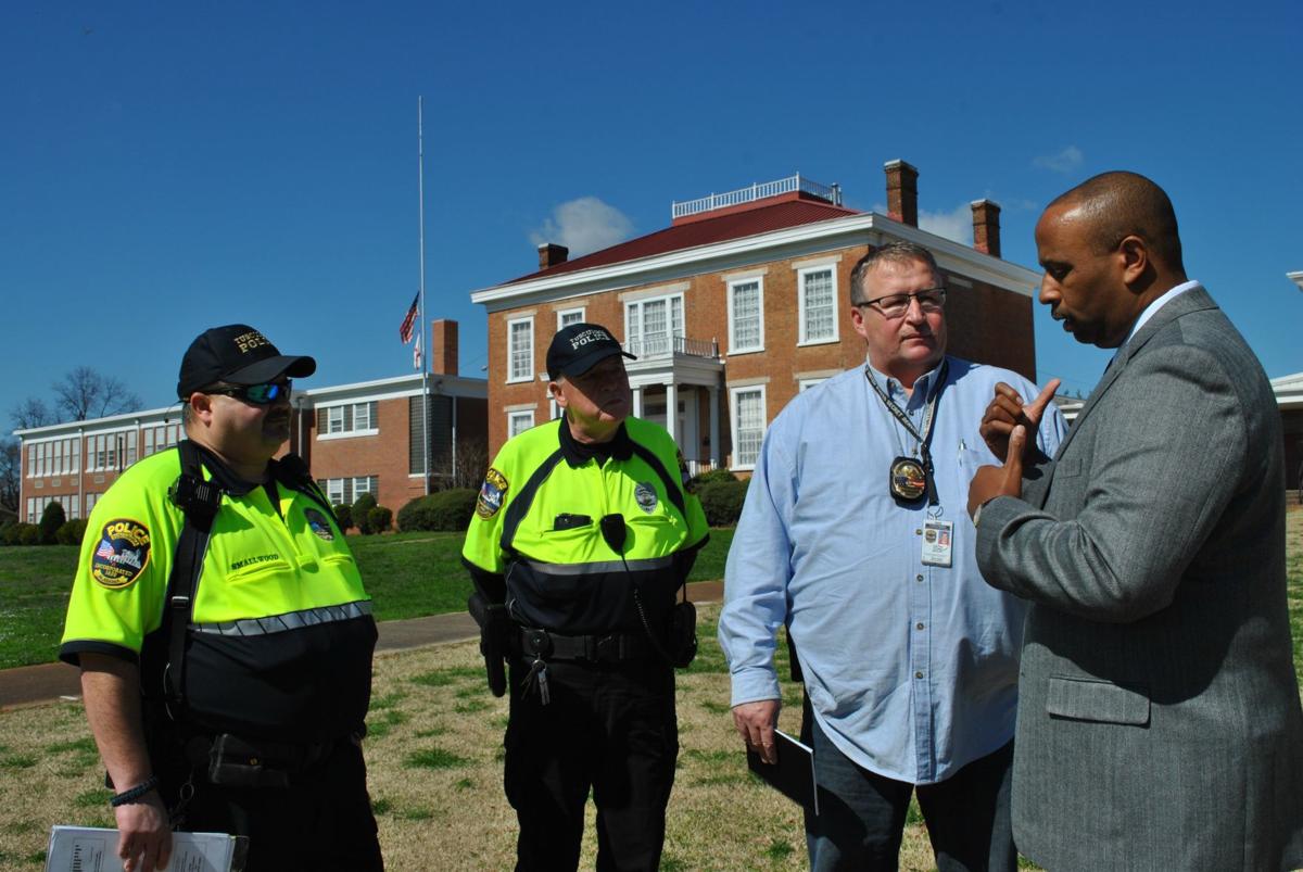 Tuscumbia board approves resource officers Local News
