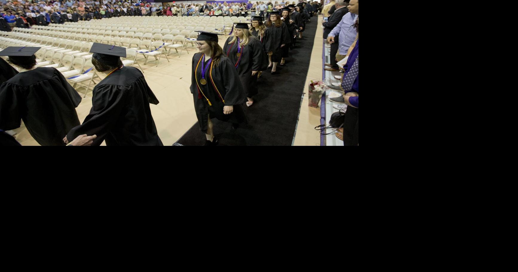 UNA to limit fall graduation tickets | Education | timesdaily.com